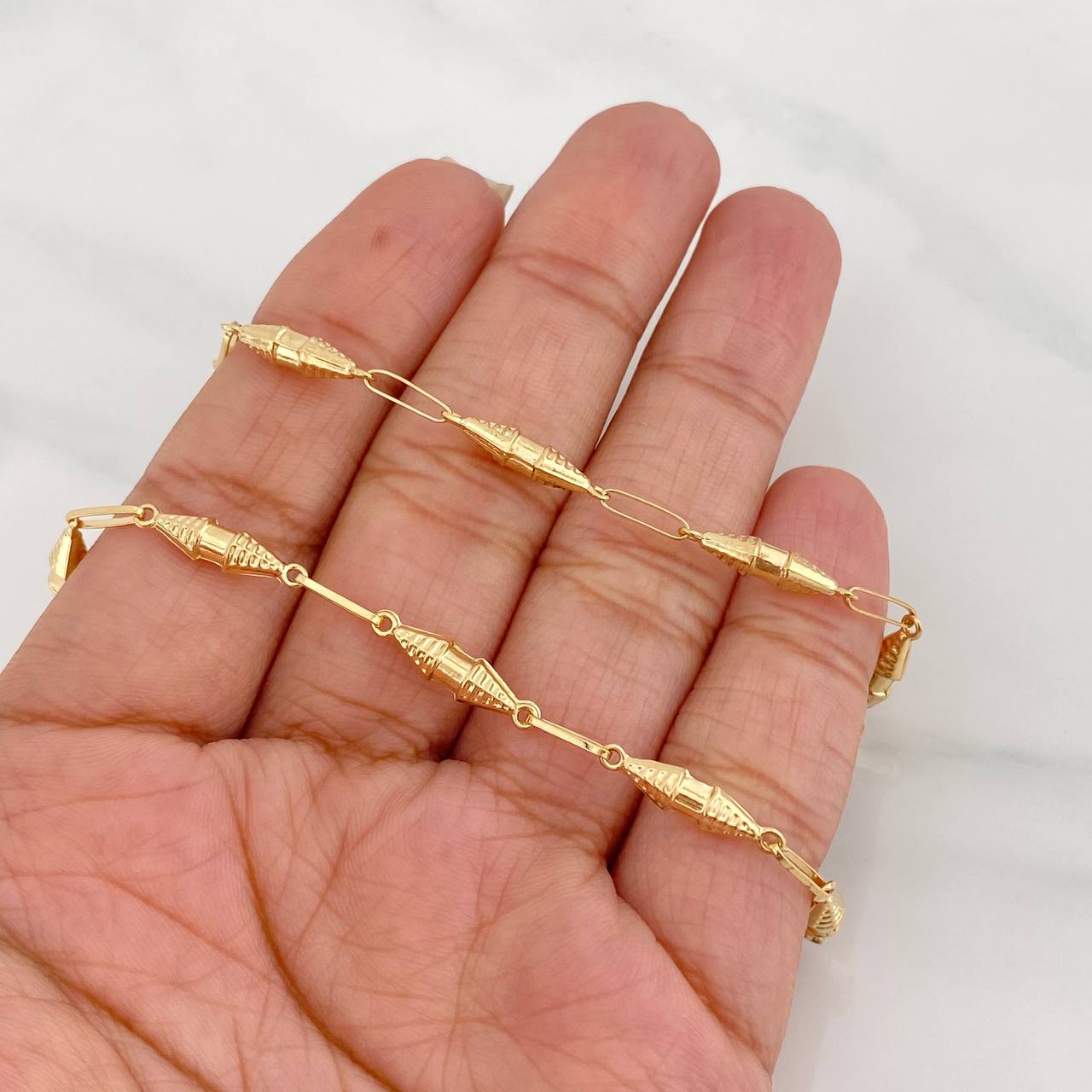 Cadena Rustica Dubai 8.6g / 24 in / 3.53mm Oro Amarillo 18K