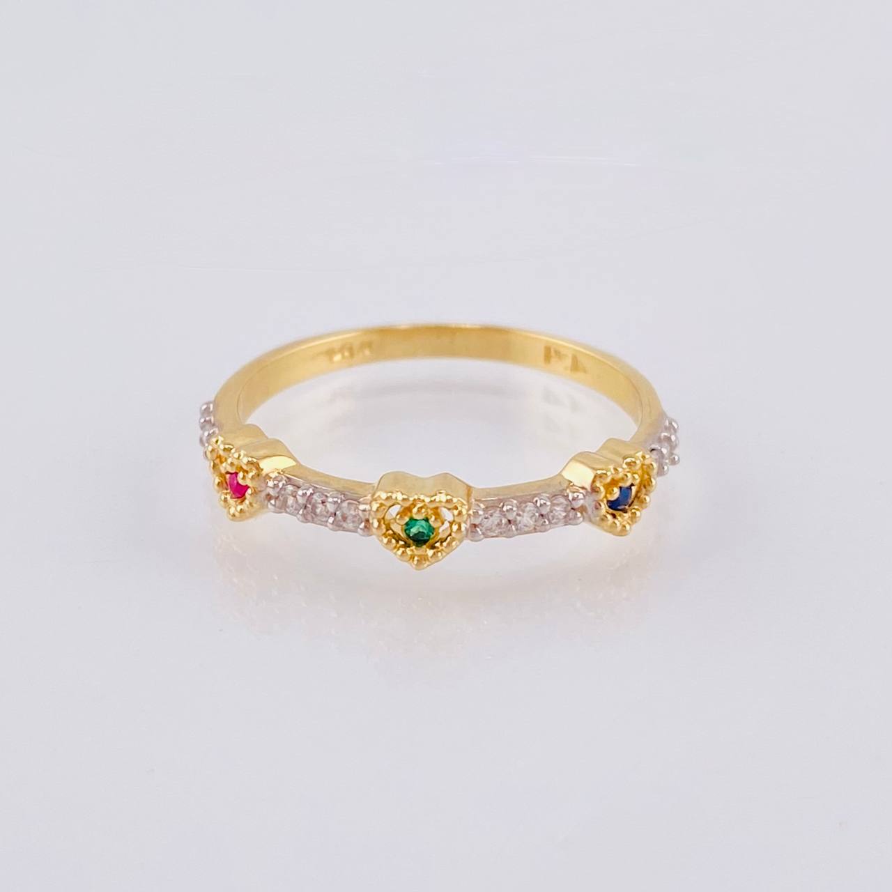 Ring Trio of Hearts 2.05 g / T7 1/2 Yellow Gold 18K