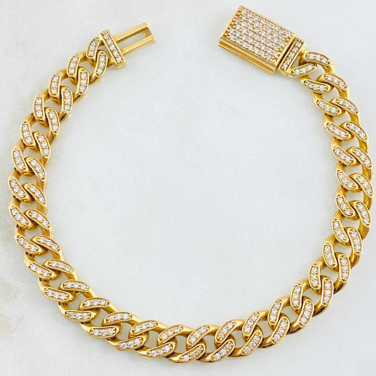 Cuban Links Bracelet Thick 17.35gr / 7 3/4 in / 18K Gold ©