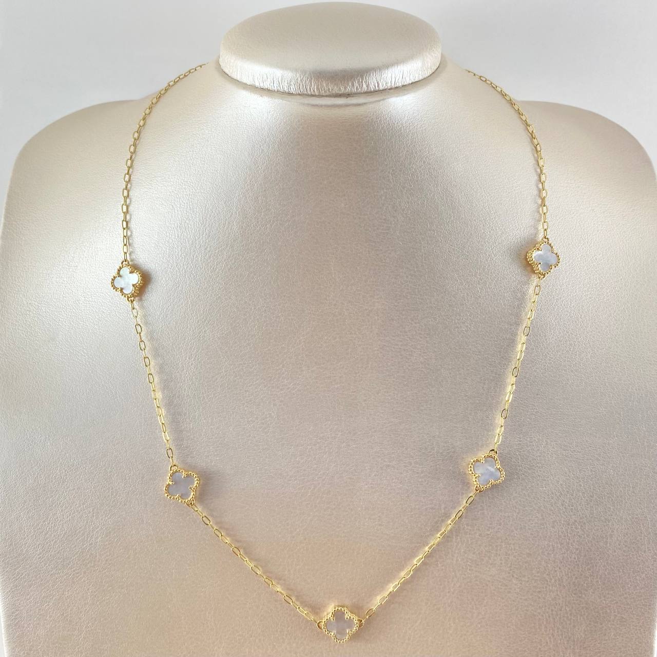 Classic Link Chain Clover White 8.55gr / 19 3/4 in / Yellow Gold Nac.Esp. 18K ©