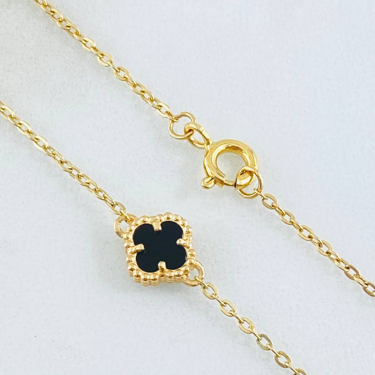 Cadena Aro Seguido Trebol Negro 6.1gr / 17 3/4 in / Oro Amarillo Nac.Esp. 18K ©