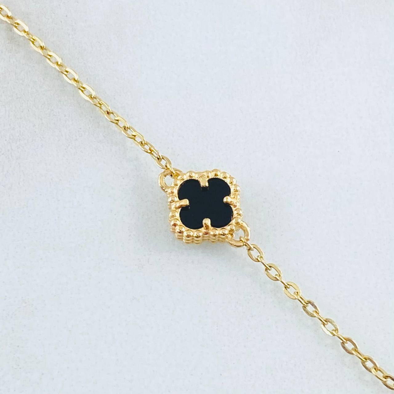 Cadena Aro Seguido Trebol Negro 6.1gr / 17 3/4 in / Oro Amarillo Nac.Esp. 18K ©