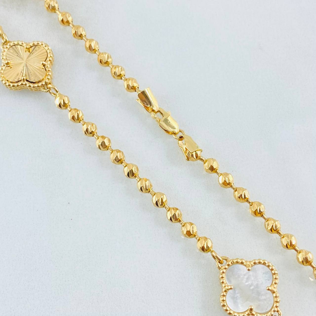Military Chain Clover White 19.15gr / 17 3/4 in / 18K Gold ©