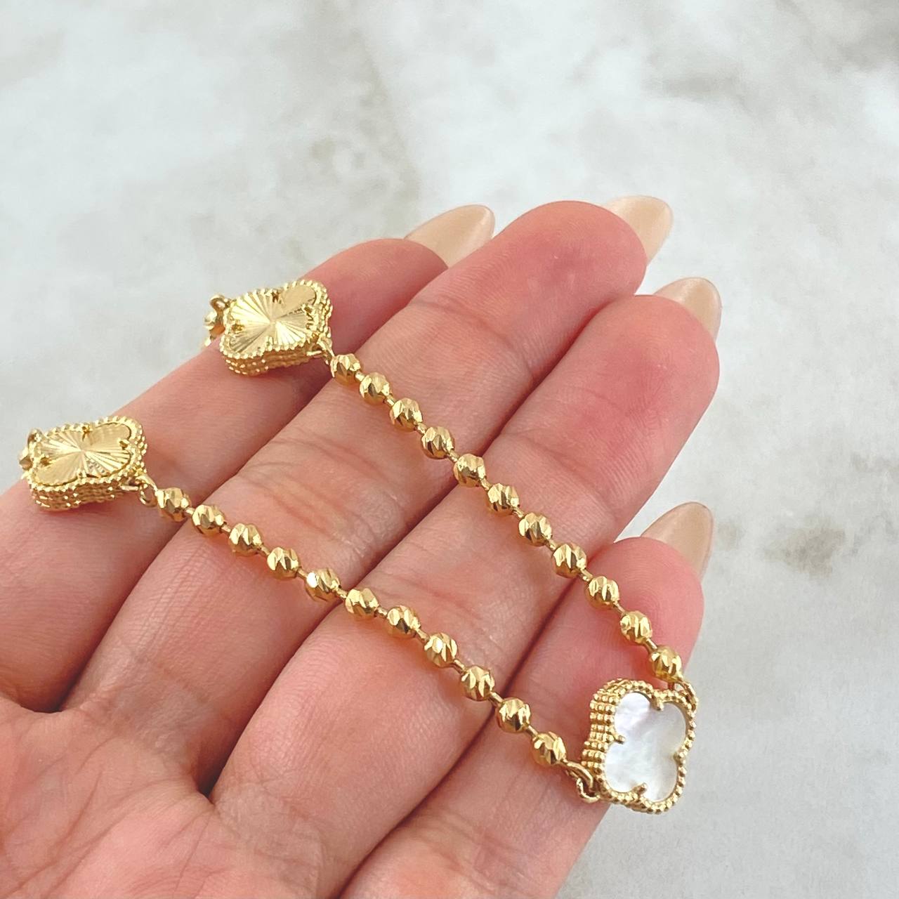 Military Chain Clover White 19.15gr / 17 3/4 in / 18K Gold ©