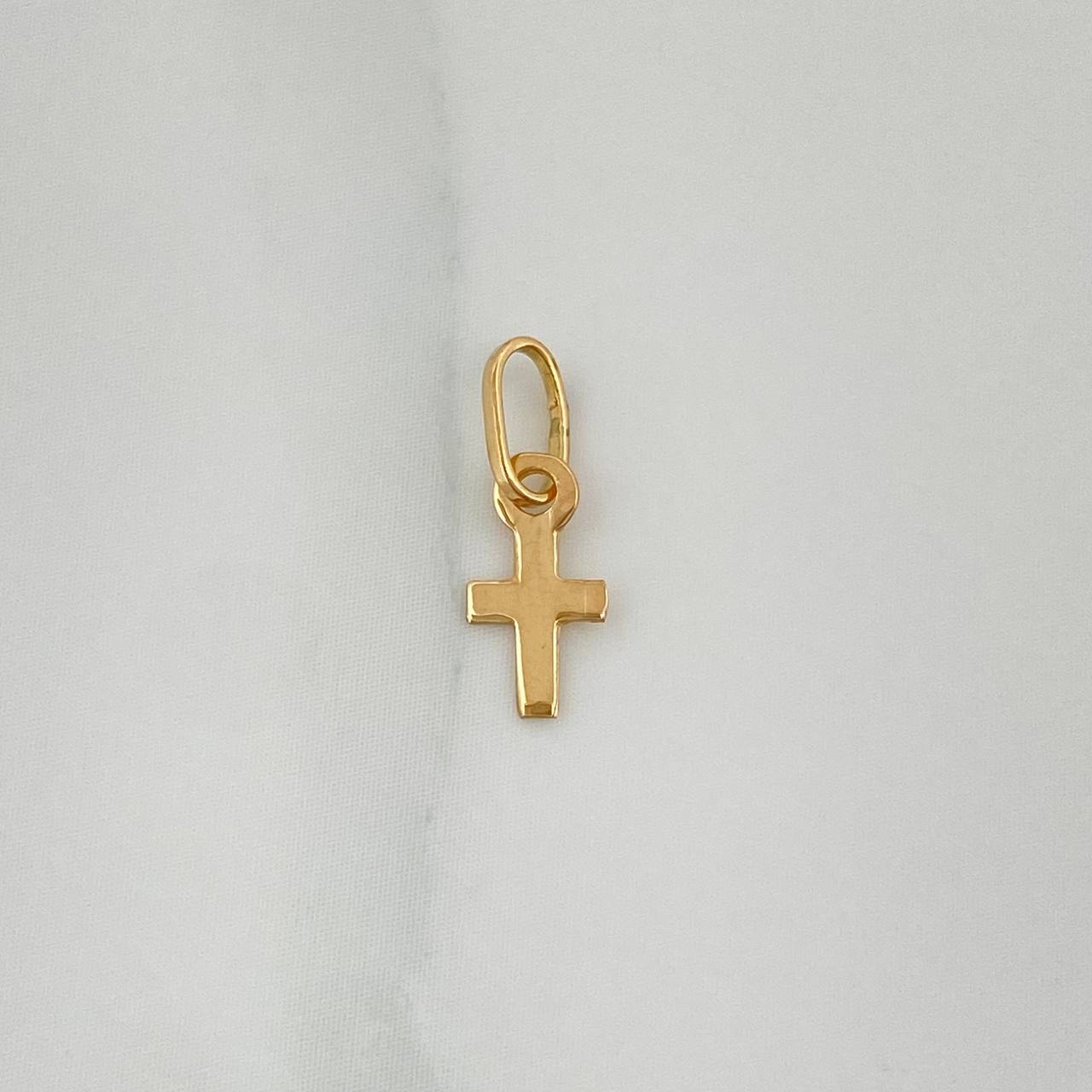 Dije Cruz 0.15gr / 1/2 in / Oro Amarillo 18K %
