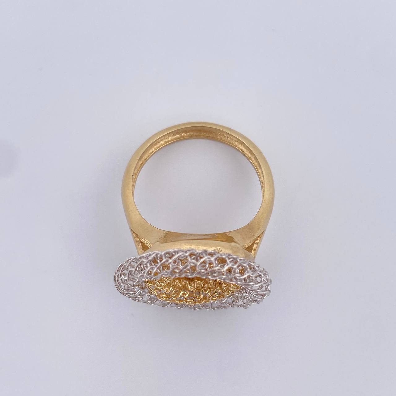 Hoop Ring 4.6gr / Size 6 1/2 / +4 18K Gold $