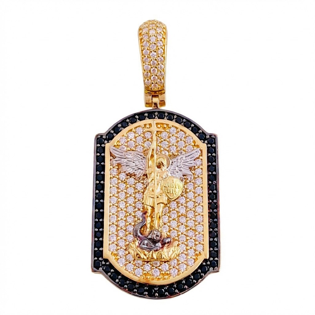 Pendant Saint Michael Archangel 8.45 g / 1 3/4 in 18K Yellow Gold