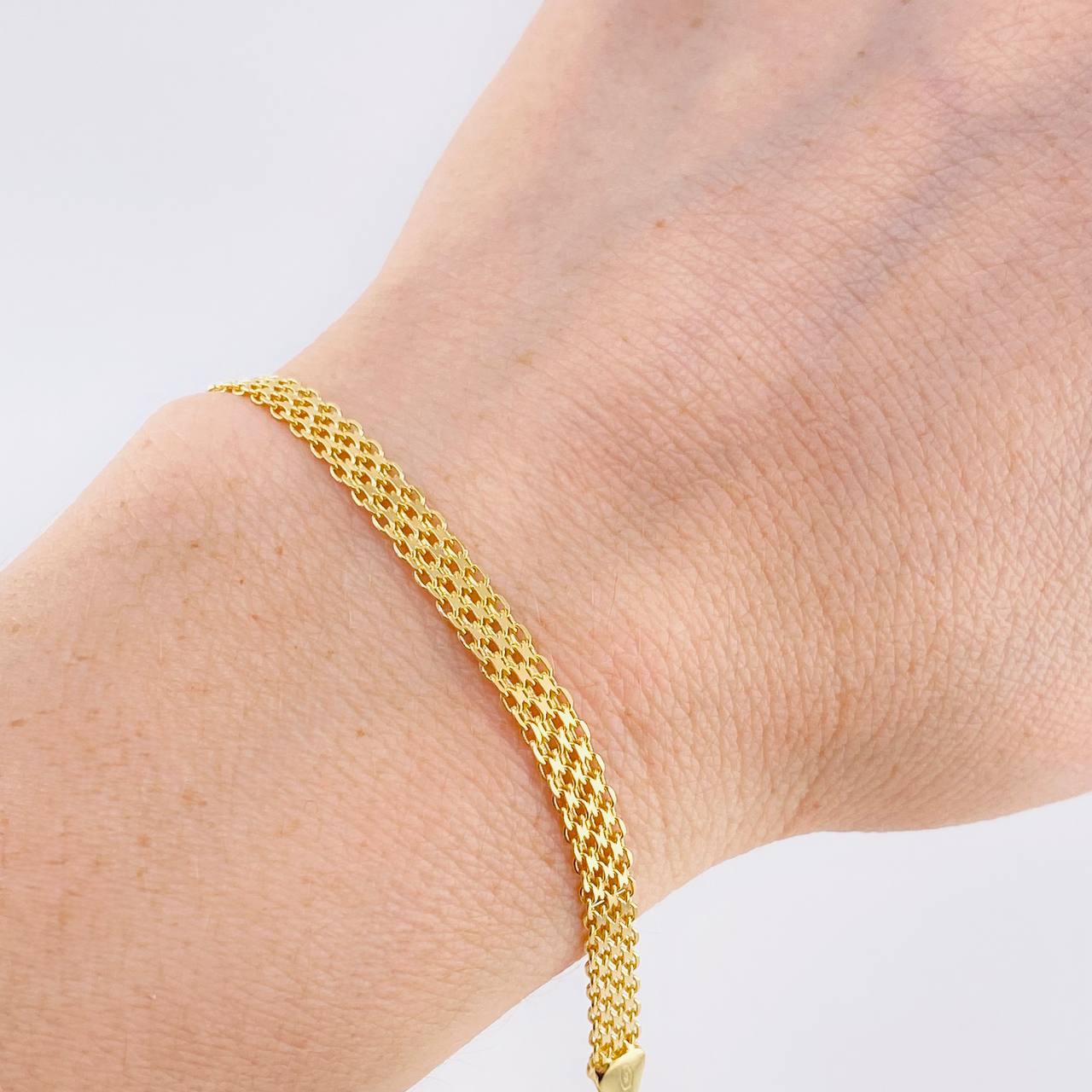 Bismark Bracelet 5.45 g / 7 1/2 in / 4.7 mm 18K Yellow Gold