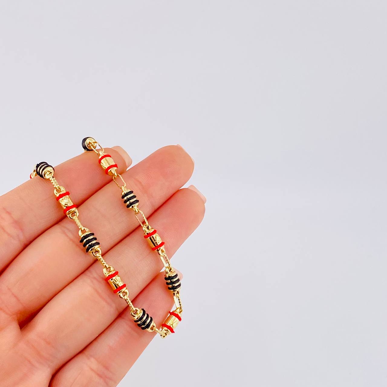 Pulso Rustico 4.6 g / 7 3/4 in / 4,5 mm Oro Amarillo 18K