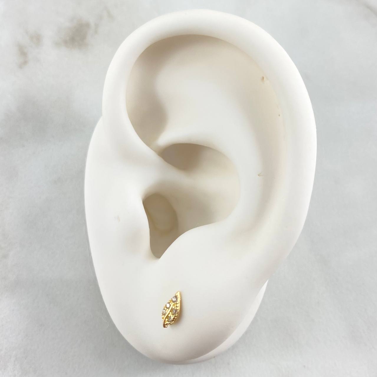Stud Earrings Leaf 0.6gr / 18K Gold *