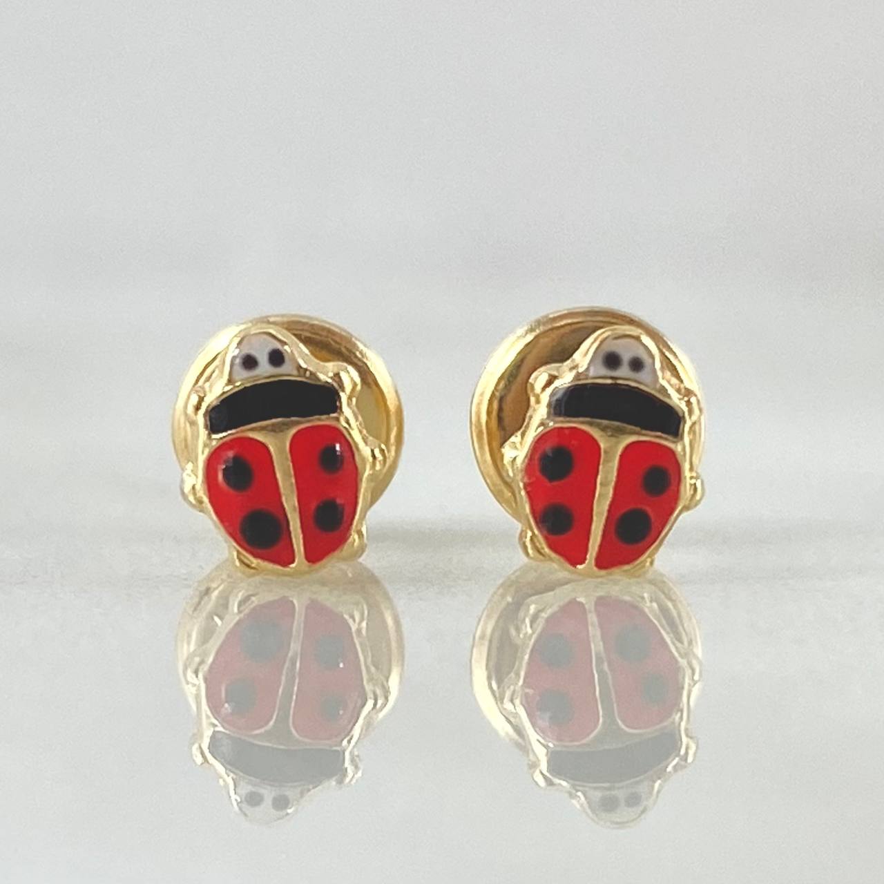 Ladybug Stud Earrings 0.55gr / 18K Gold