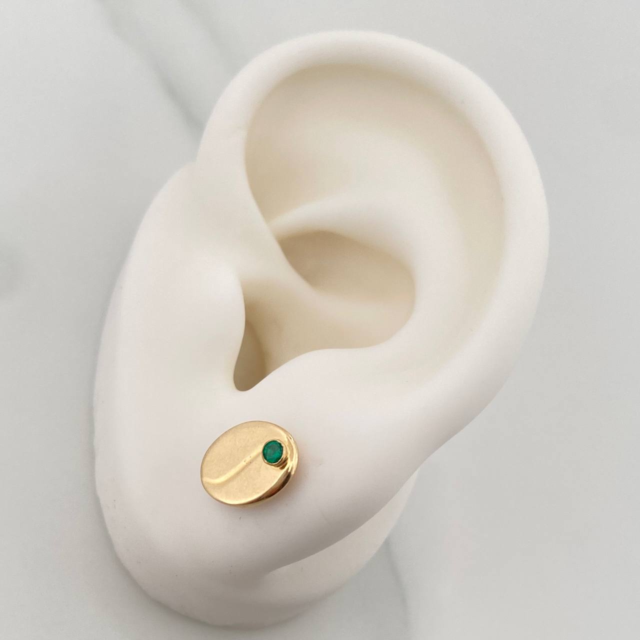 Topos Grano de Café 0.9gr / 7.5mm Oro Amarillo 18K %