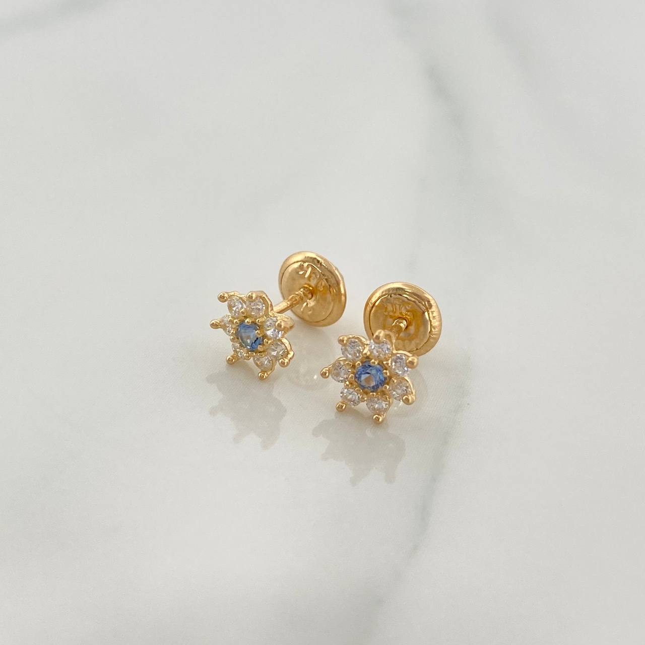 Topos Flor Petalos 0.9gr / 6.6mm Oro Amarillo 18K %
