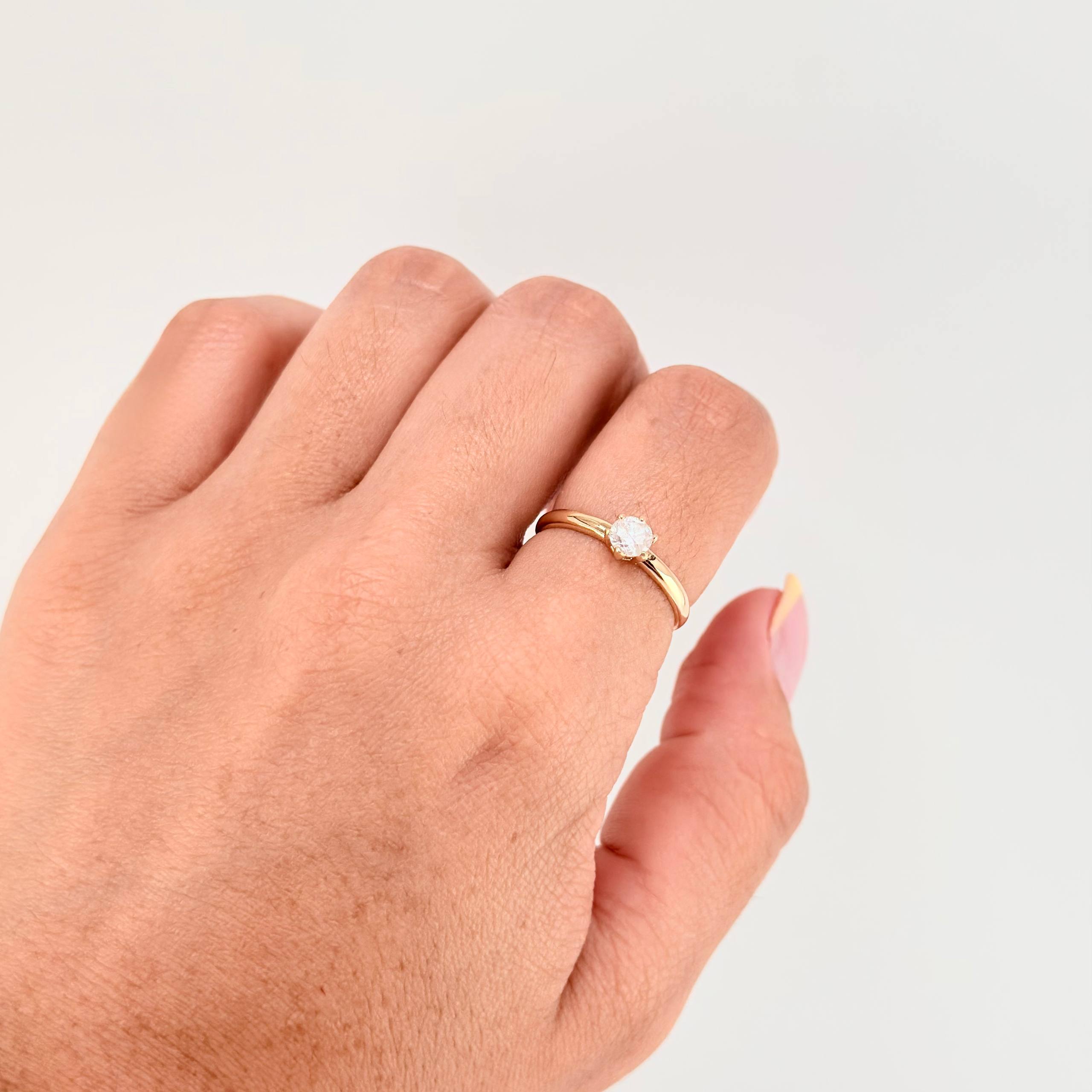 Solitaire Circular Ring 1.2g / T6 3/4 / 18K Yellow Gold