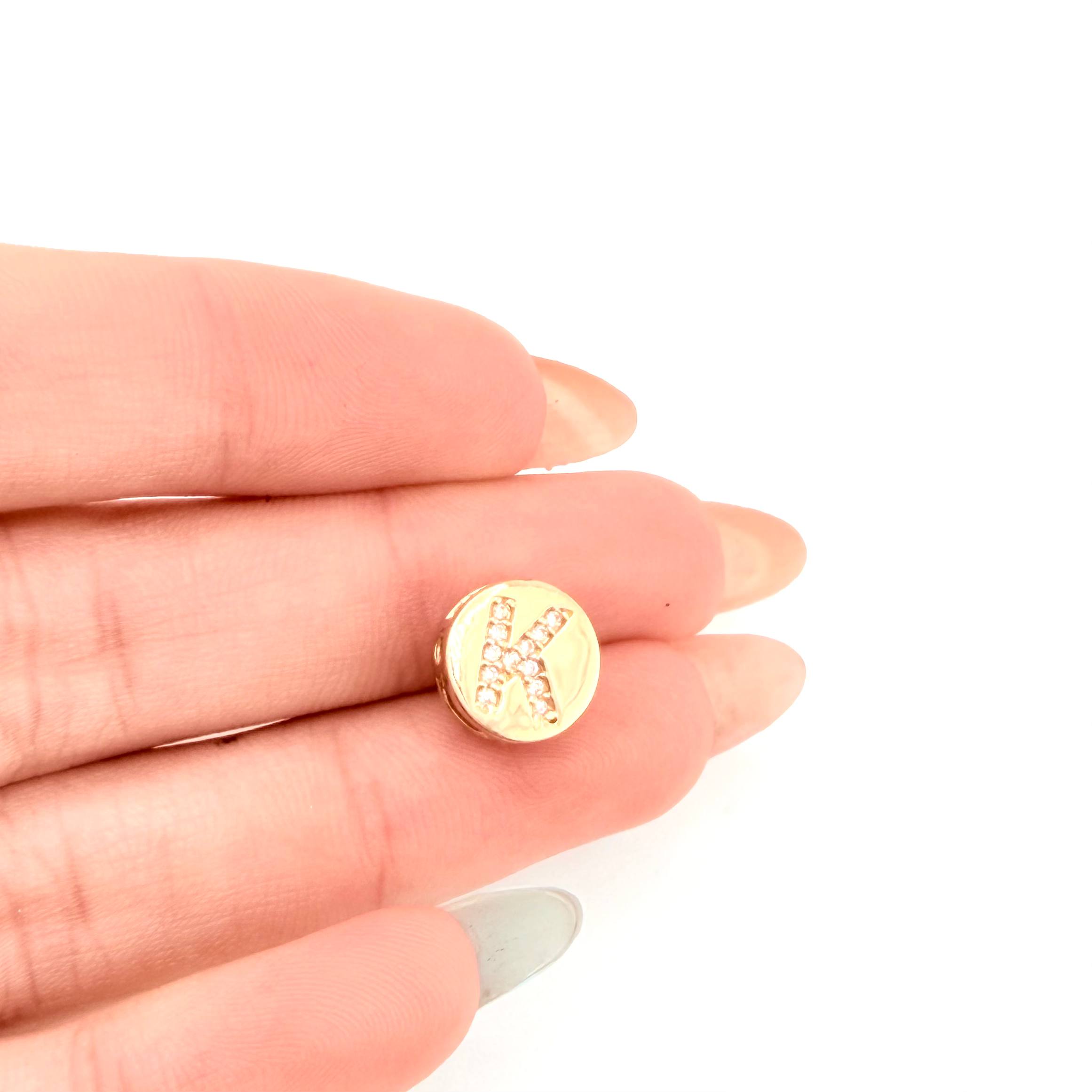 Dije Herraje Letra K 1.25gr / 1/2 in / Oro Amarillo 18K ©