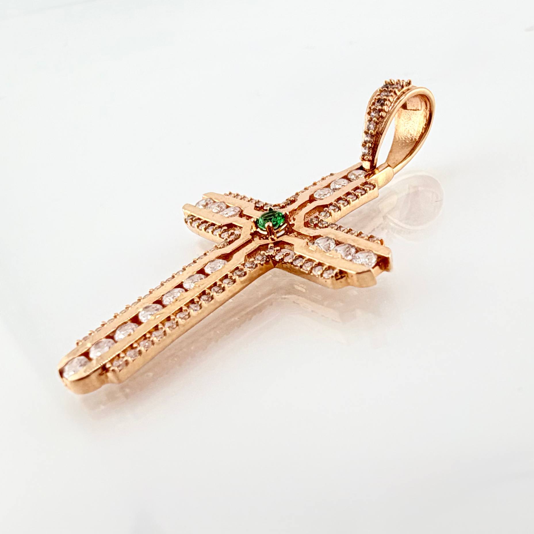 Dije Cruz 4.2gr / 1 3/4 in / Oro Rosa 18K ©