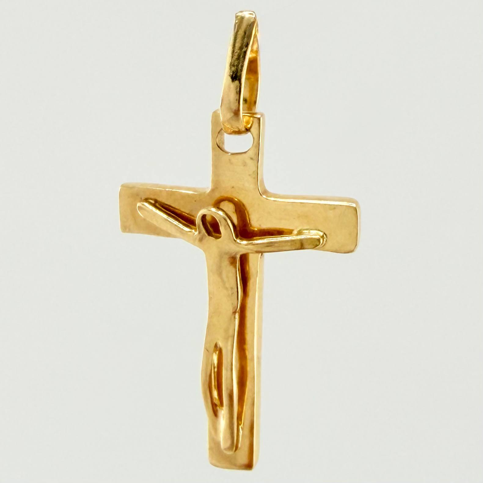 Dije Cruz Cristo Minimalista 1.45gr / 1 in / Oro Amarillo 18K
