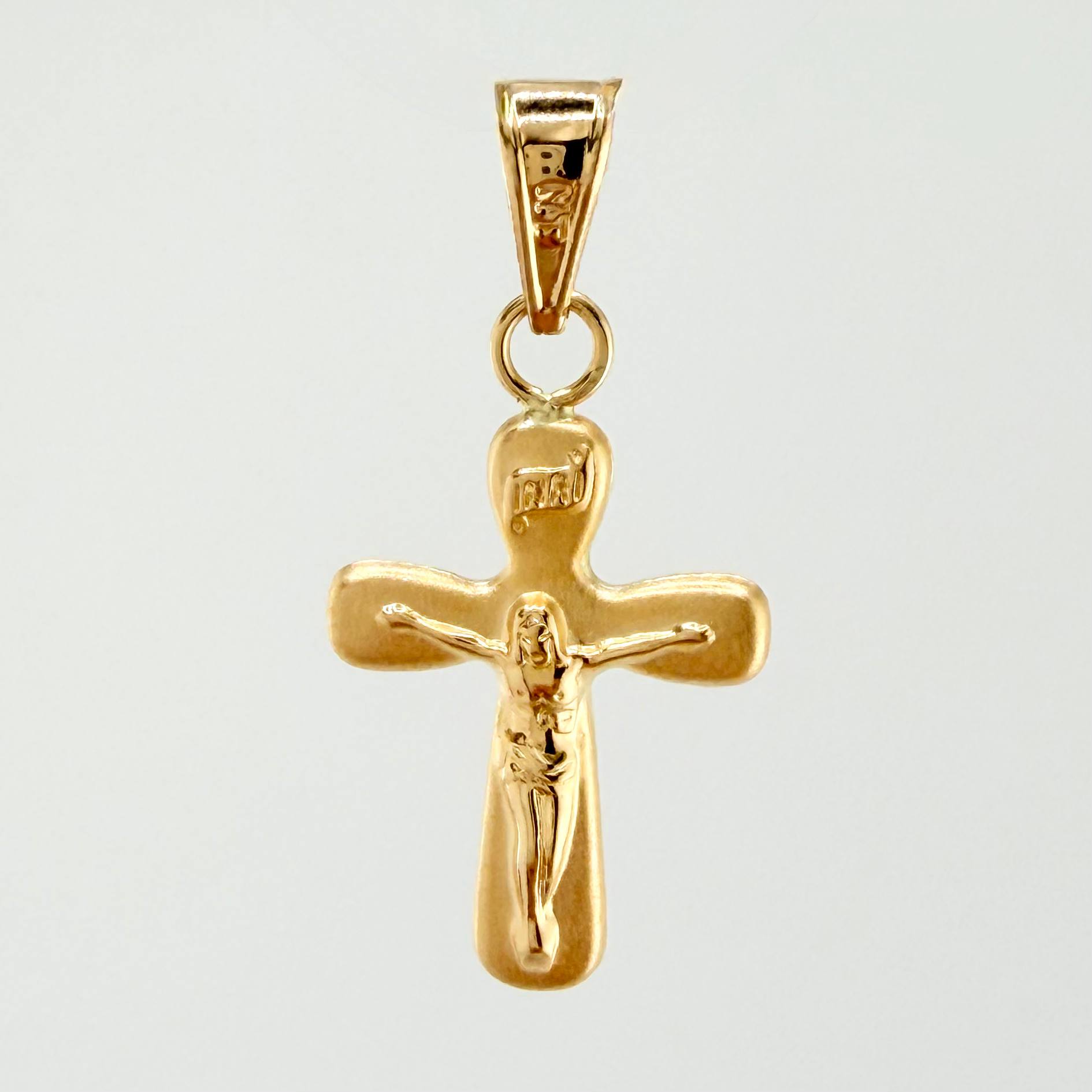 Dije Cruz Cristo 0.6gr / 1 in / Oro Amarillo 18K