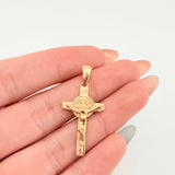 Dije Cruz Cristo San Benito 2.25gr / 1 1/4 in / Oro Amarillo 18K *