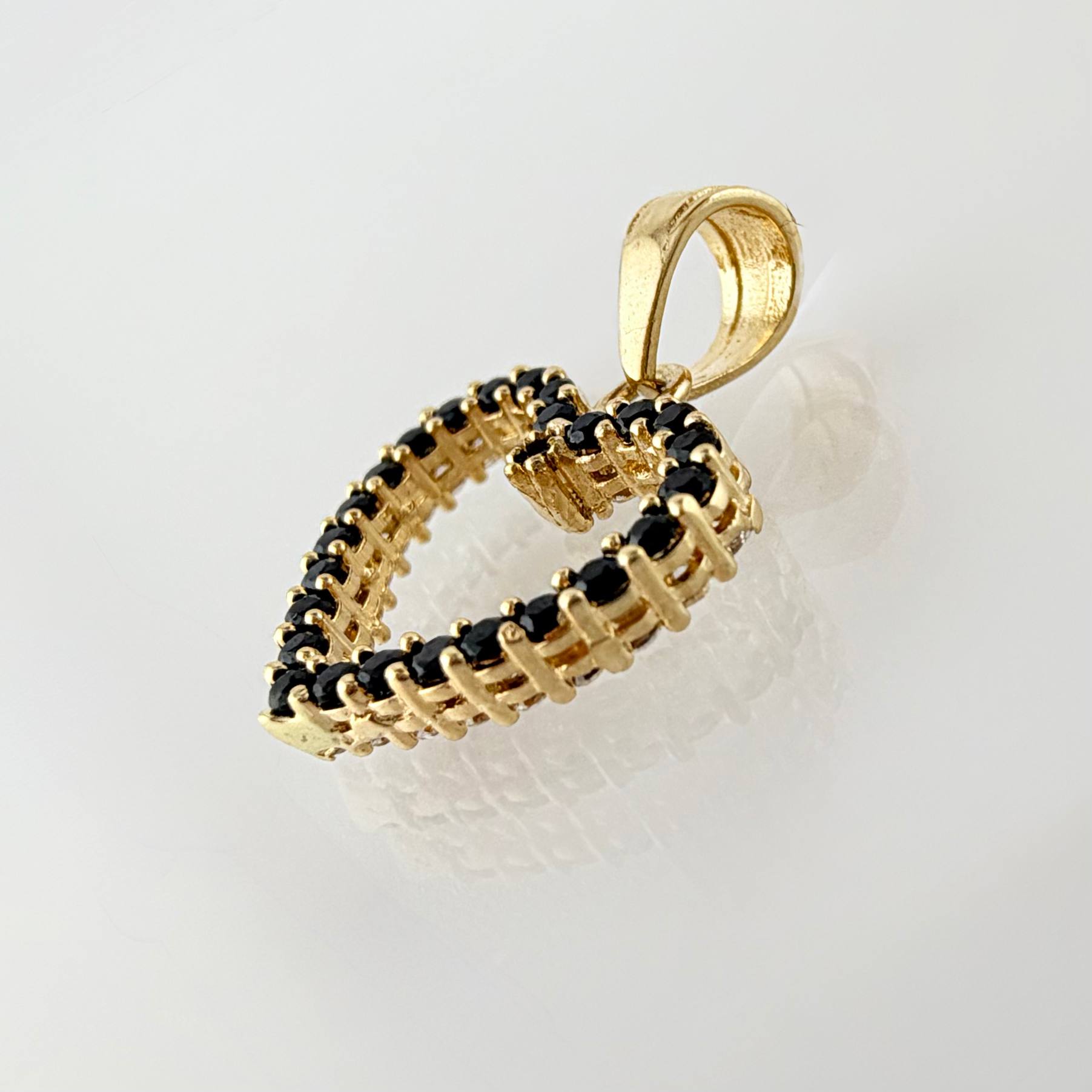 Dije Corazon Doble Faz 1.45gr / 3/4 in / Oro Amarillo 18K ©
