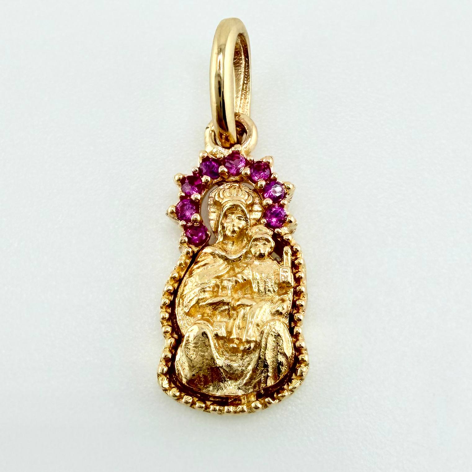 Dije Virgen Del Carmen 1.15gr / 3/4 in / Oro Amarillo 18K ©