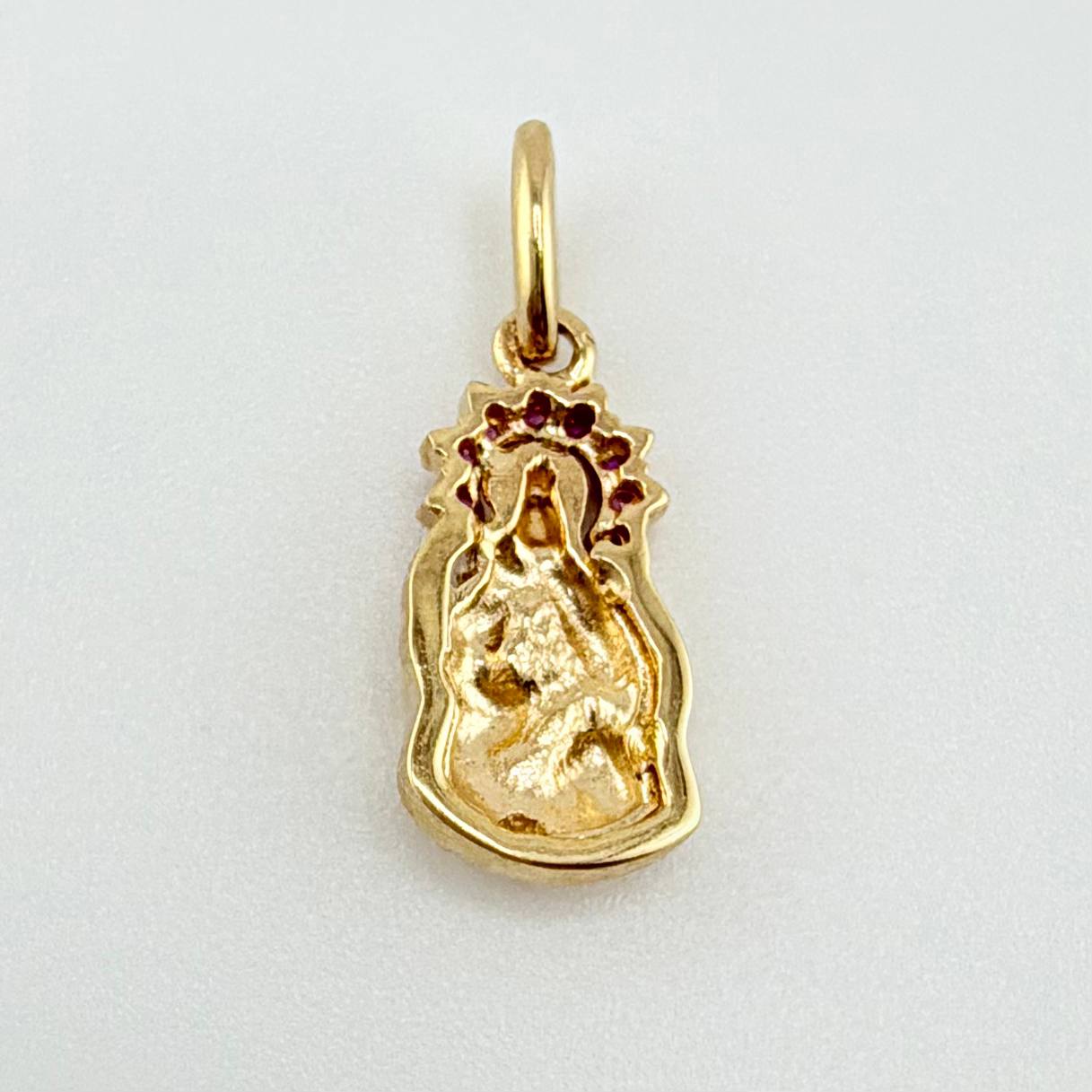 Dije Virgen Del Carmen 1.15gr / 3/4 in / Oro Amarillo 18K ©