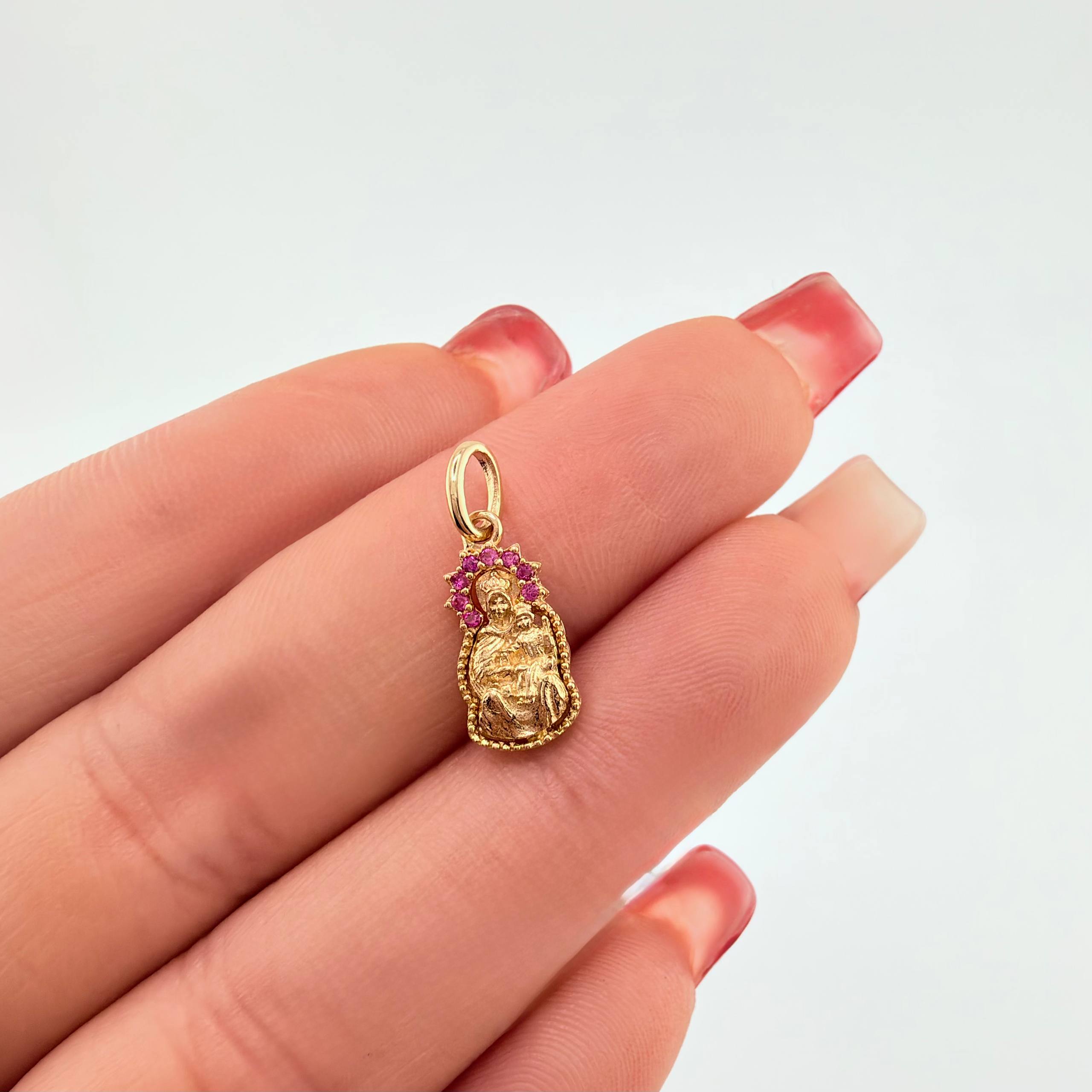 Dije Virgen Del Carmen 1.15gr / 3/4 in / Oro Amarillo 18K ©