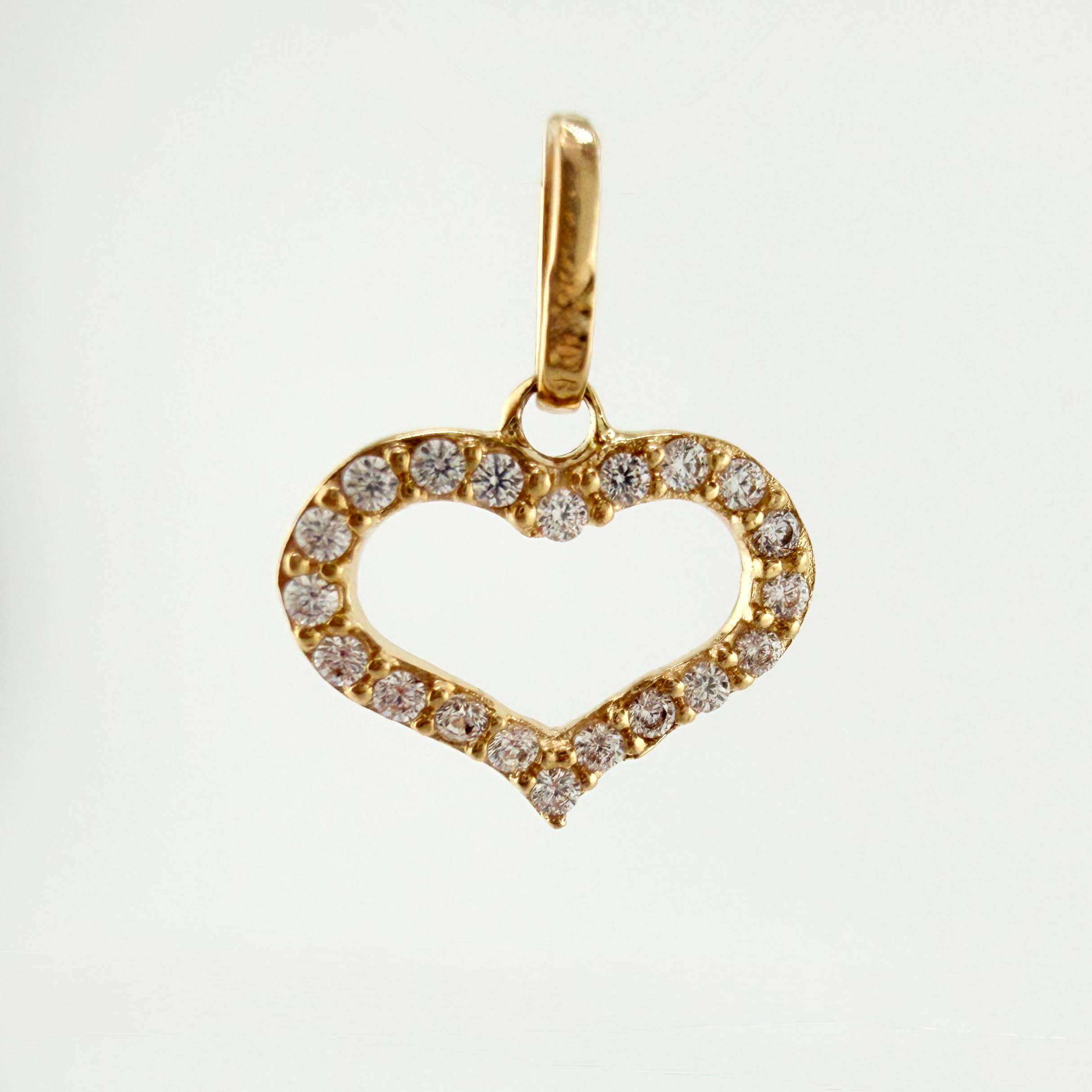 Dije Corazon 0.7gr / 1/2 in / Oro Amarillo 18K ©