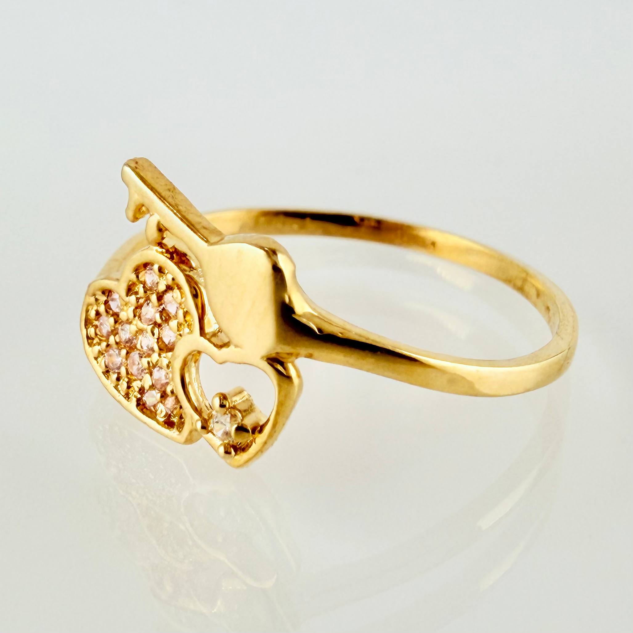 Anillo Corazón Llaves 1.45gr / T6 3/4 / Oro Amarillo 18K