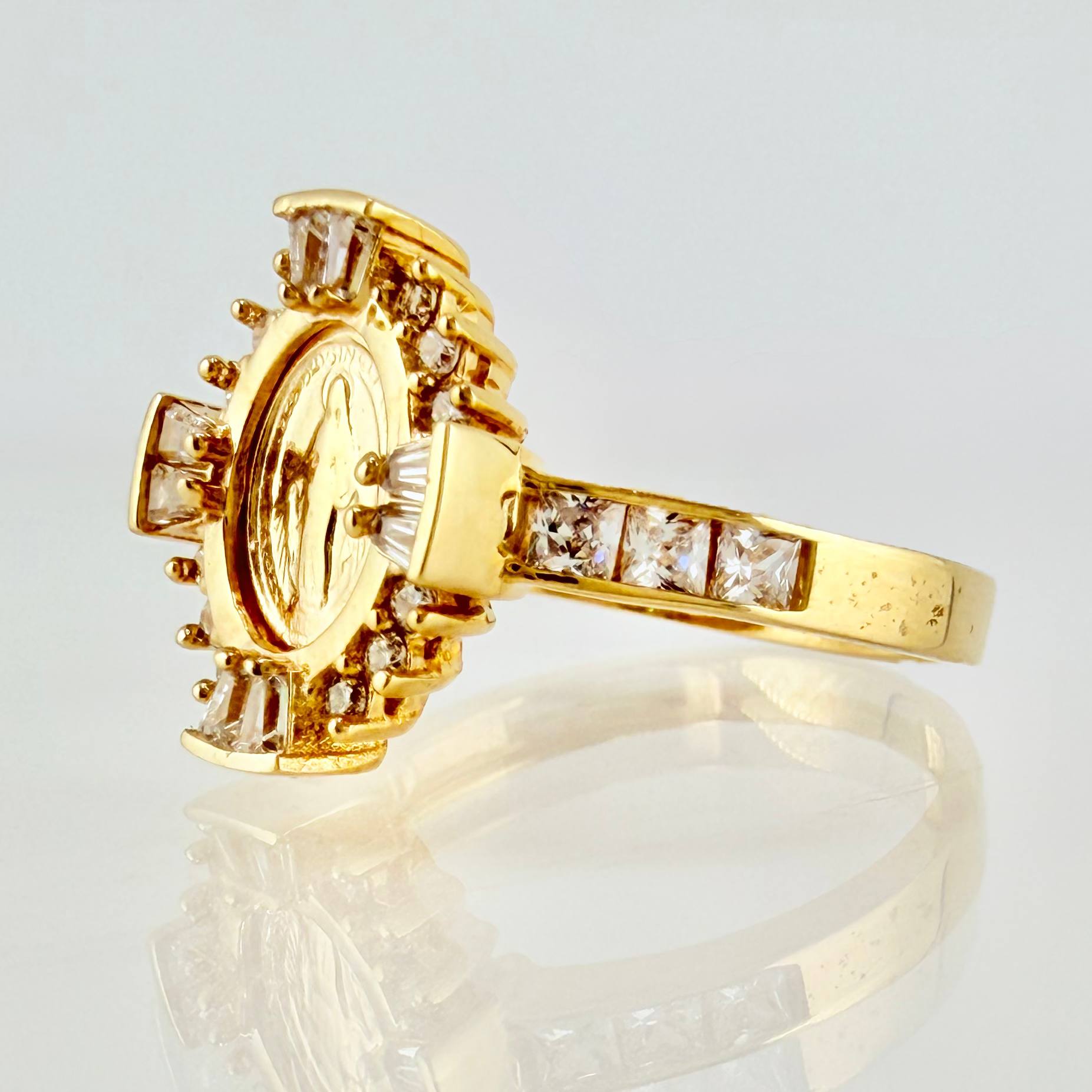 Miraculous Virgin Ring 3.8g / T6 3/4 / 18K Yellow Gold