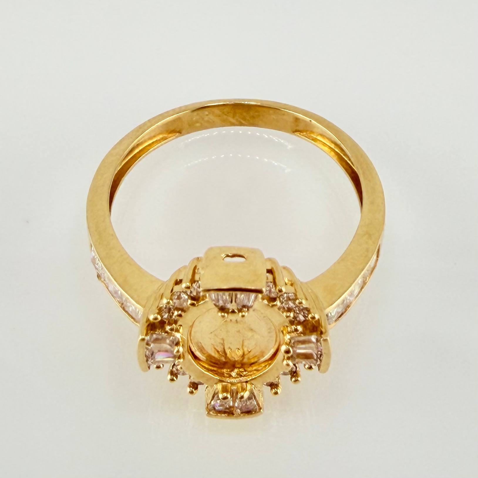 Miraculous Virgin Ring 3.8g / T6 3/4 / 18K Yellow Gold
