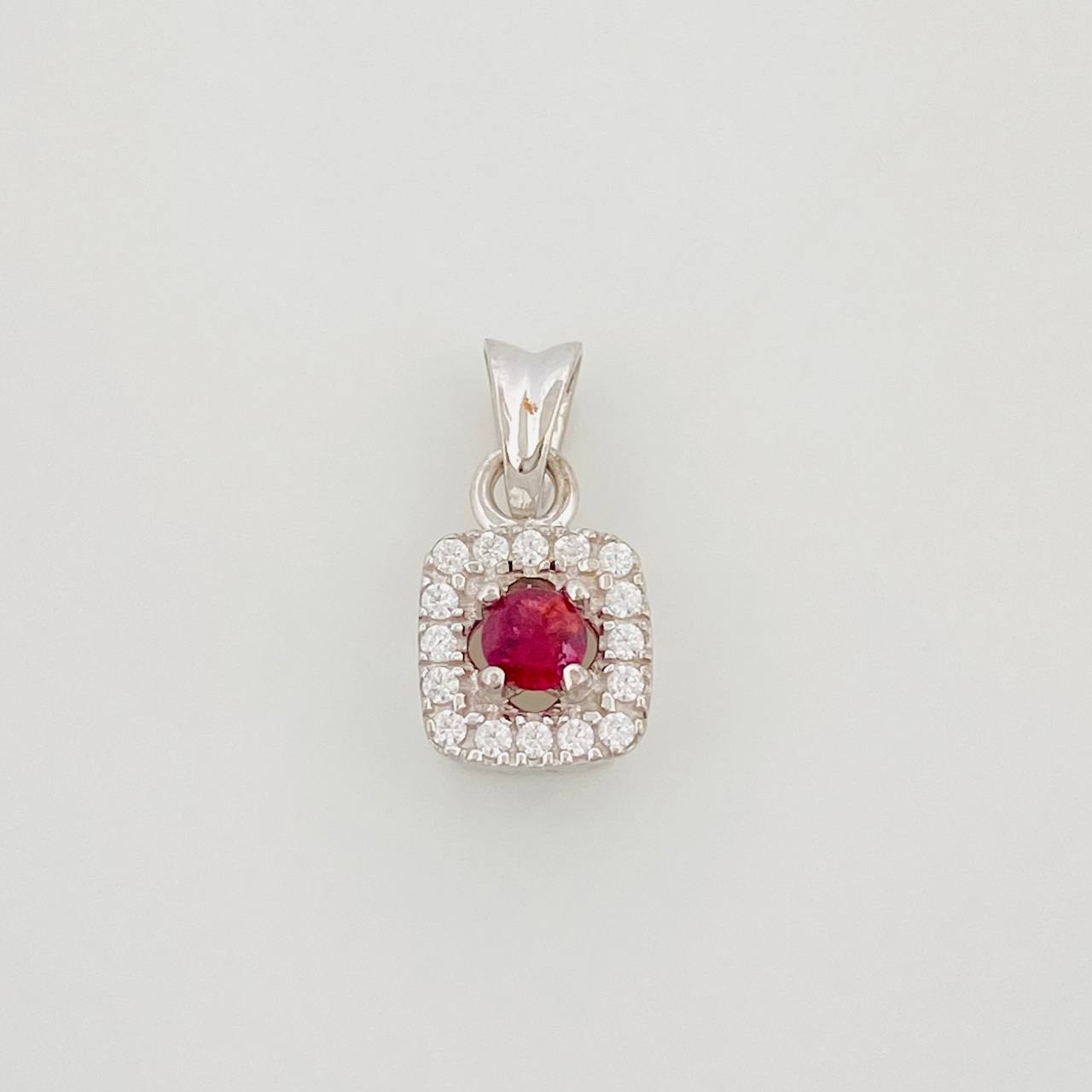 Square Halo Pendant Ruby 15 Pts 0.8 g / 1/2 in Silver 925