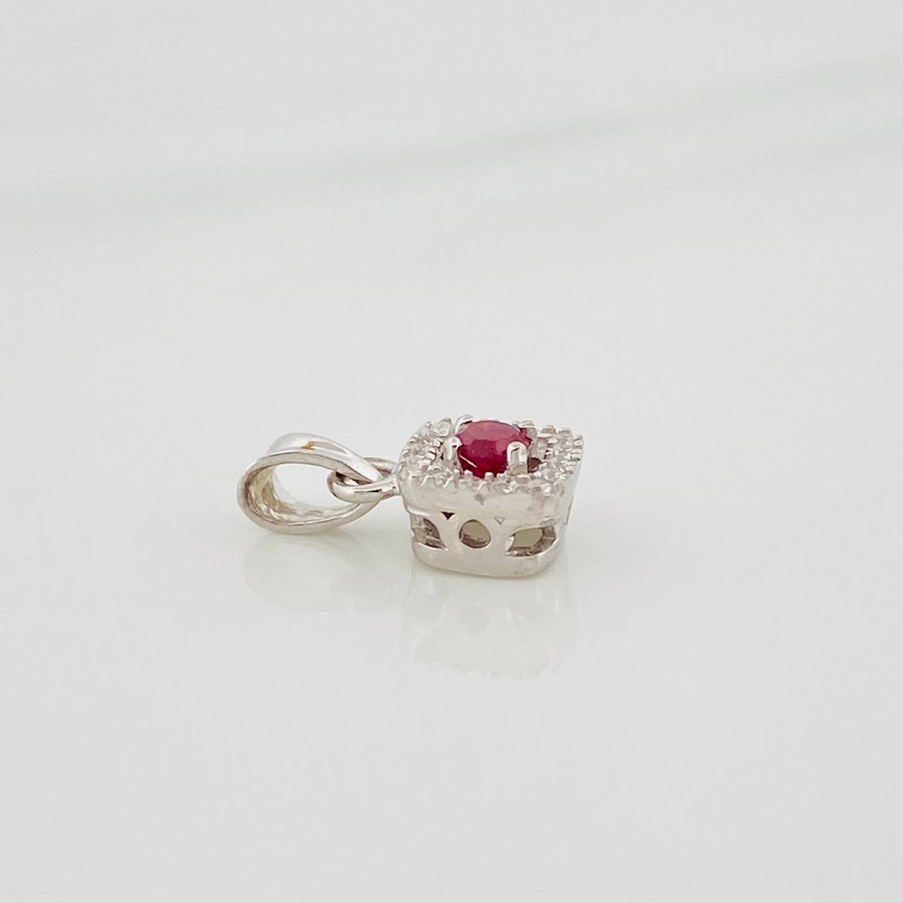 Square Halo Pendant Ruby 15 Pts 0.8 g / 1/2 in Silver 925