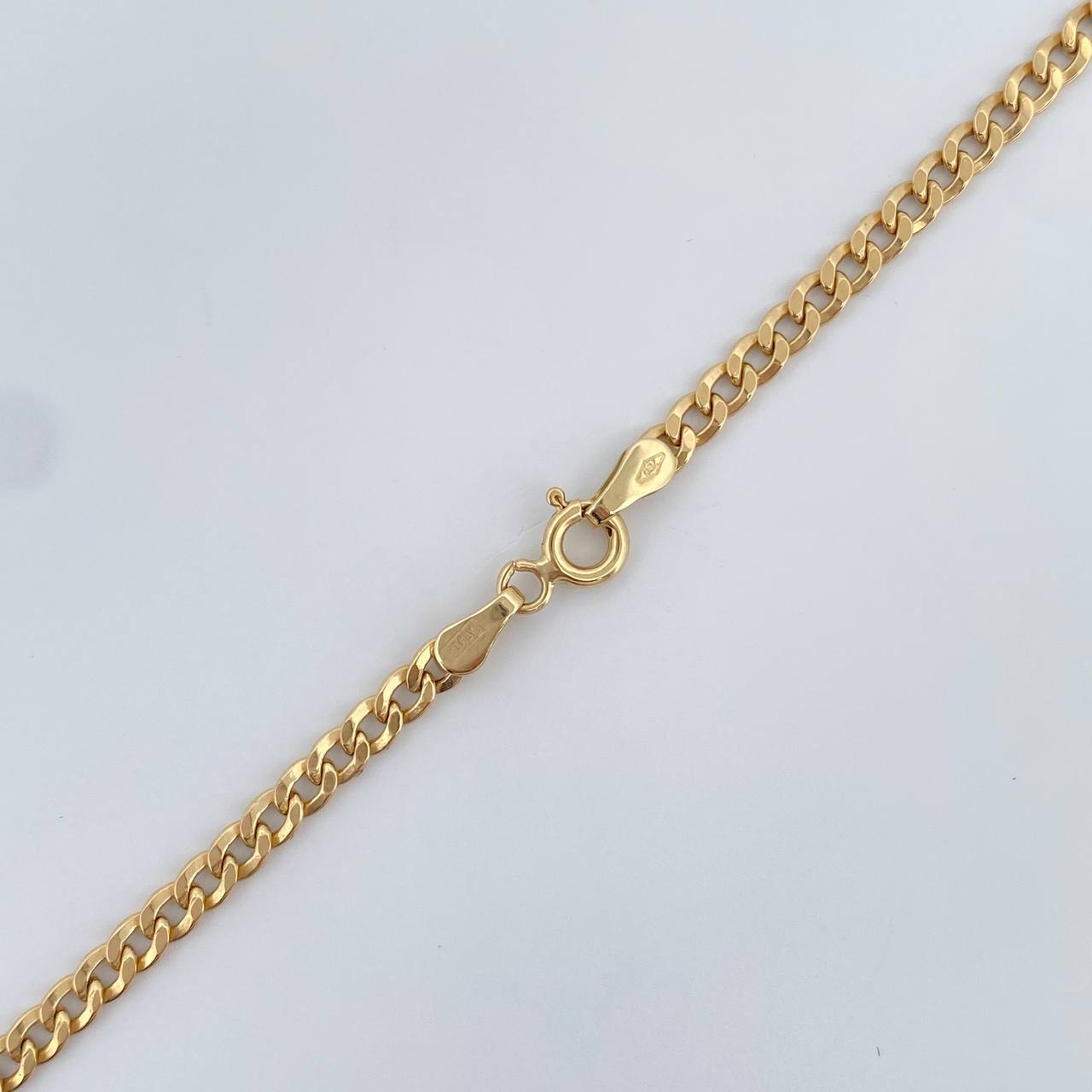 Cadena Cubana 6.7gr / 60cm / +0Oro 18K $