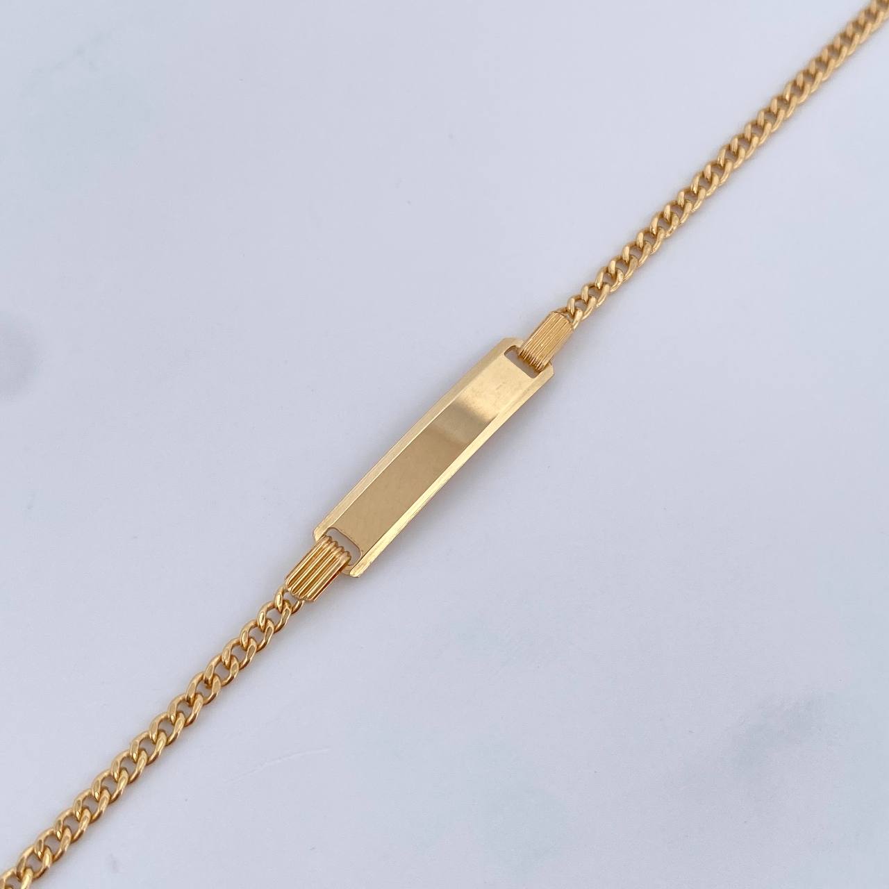 Bracelet 1.55gr / 5.5in / +1 18K Gold &
