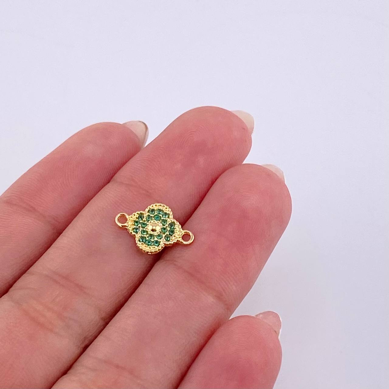 Herraje Trebol Central 0.7 g / 1/2 in Oro Amarillo 18K