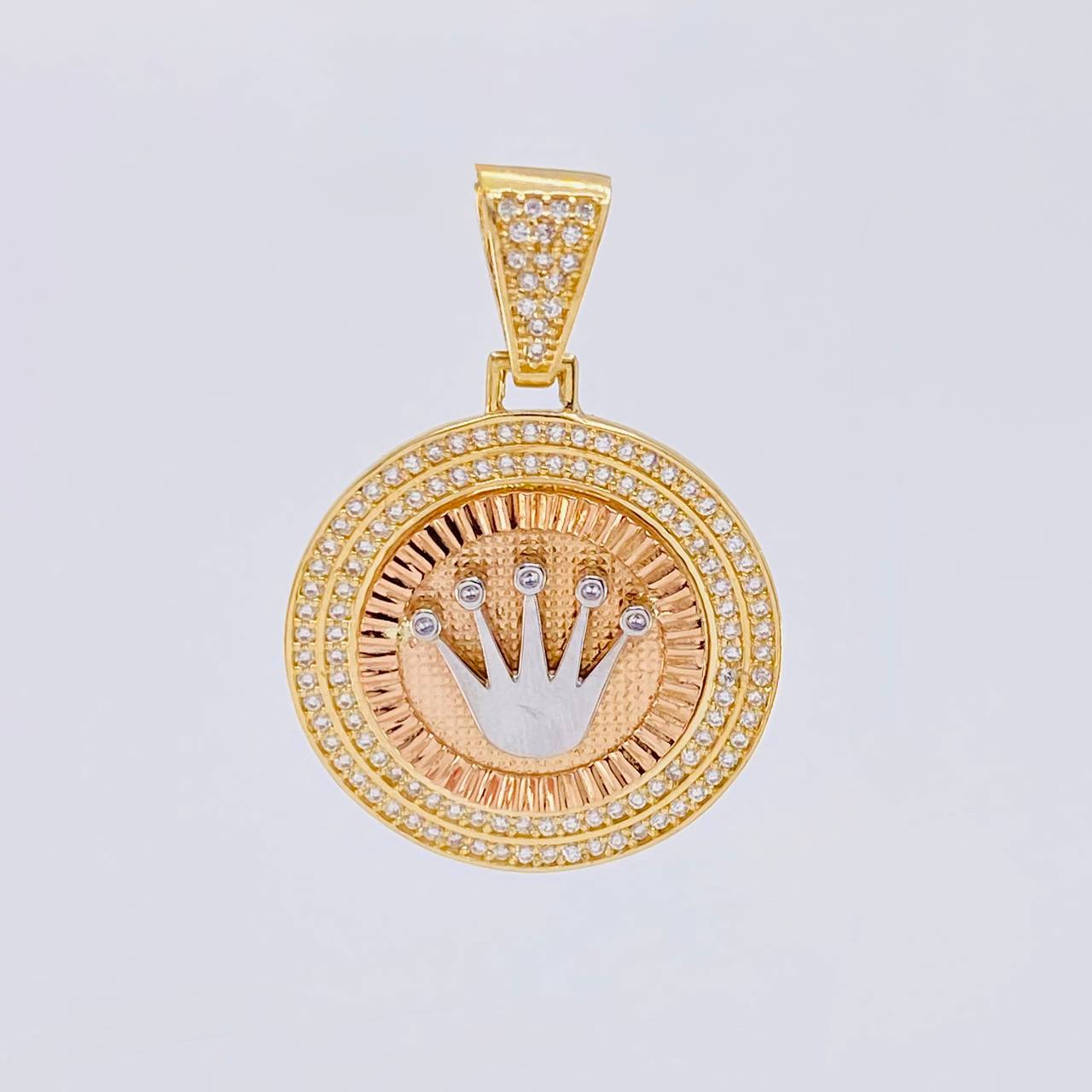 Dije Corona Circular 7.45 g / 1 1/2 in Tres Oros 18K
