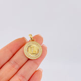 Dije Medalla Letra L 4.75g / 1 1/4 in Oro Amarillo 18K