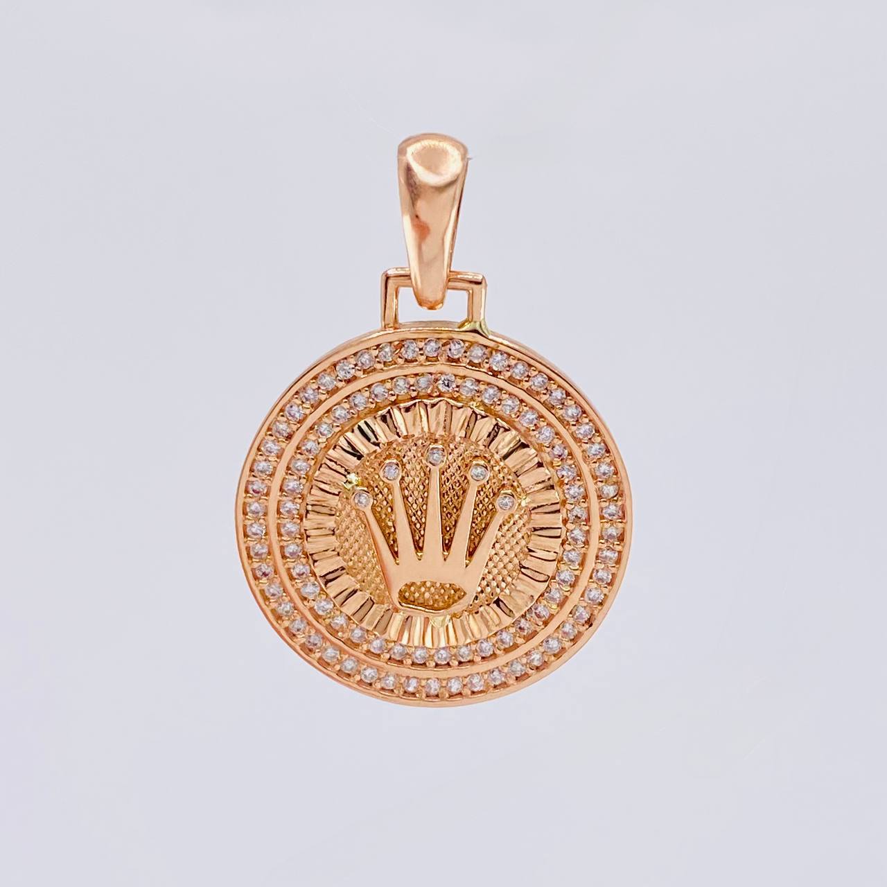 Dije Corona Circular 4.3 g / 1 1/4 in Oro Rosa 18K