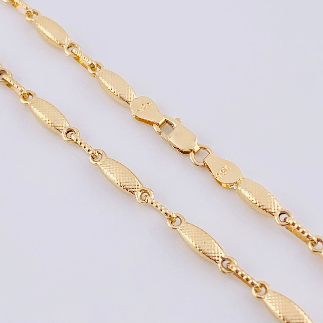 Cadena Rustica Capullo 10.5 g / 24 1/2 in / 3,2 mm Oro Amarillo 18K