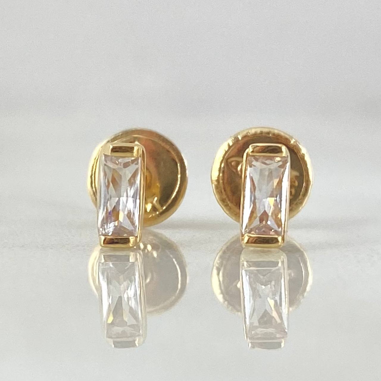 Rectangular Stone Stud Earrings 0.6gr / 18K Gold