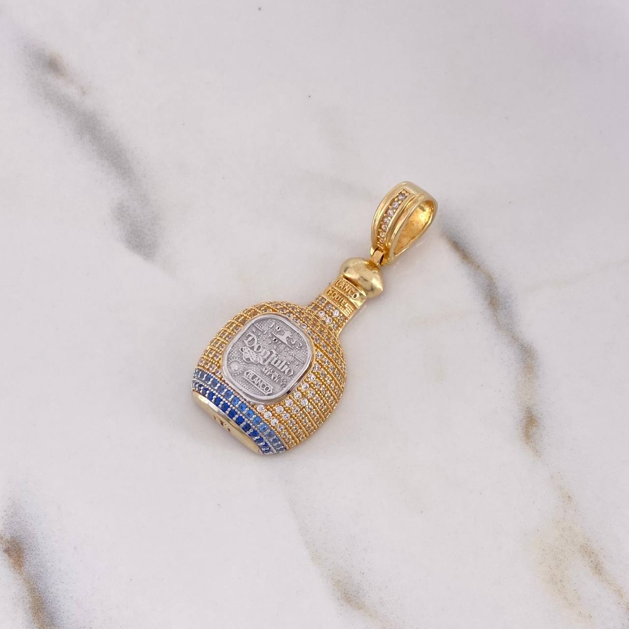 Pendant Don Julio Bottle 7.25gr / 4.2cm / White Blue Zircons Two Yellow White 18K Gold $