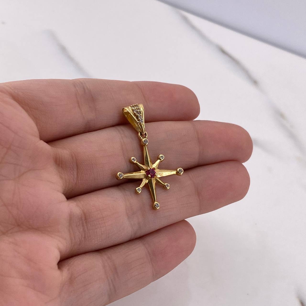 Pendant Cardinal Star 1.5gr / 3cm / Fuchsia White Zircons 18K Yellow Gold #