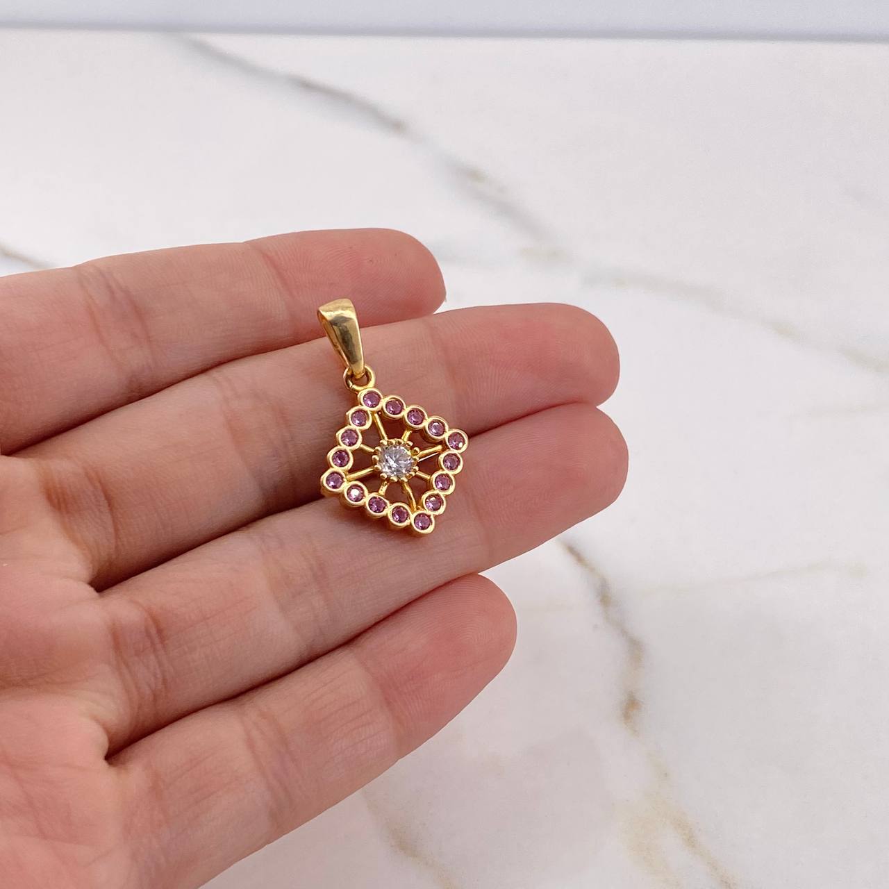 Pendant Rhombus 2.95gr / 2.5cm / Pink Zircons White Yellow Gold 18K #