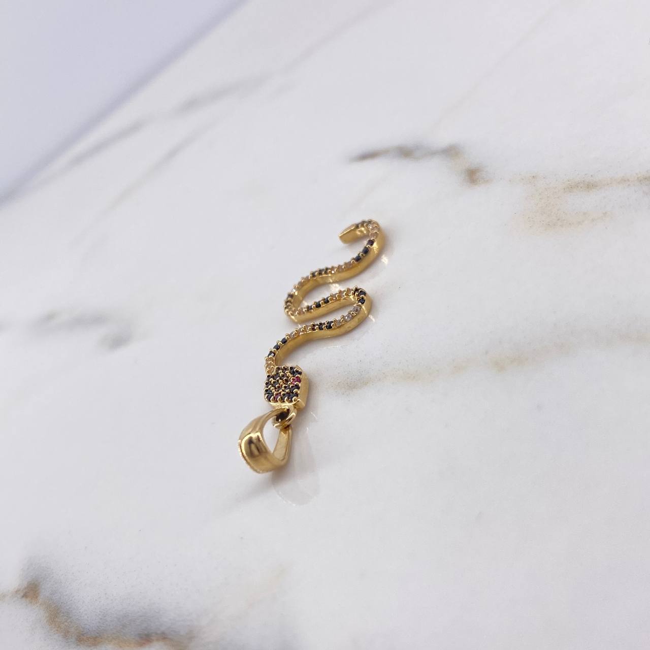Pendant Snake 1.9gr / 3.9cm / Black Fuchsia White Zircons 18K Yellow Gold &