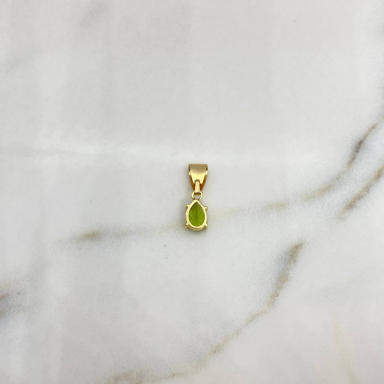 Dije Gota Canasta 0.9gr / 1.6cm / Circon Verde Oro Amarillo 18K #