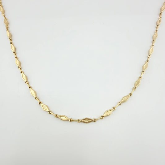 Cadena Rustica Rombo Punteado 10.75gr / 23 1/2 in / 4.3mm Oro Amarillo 18K ©