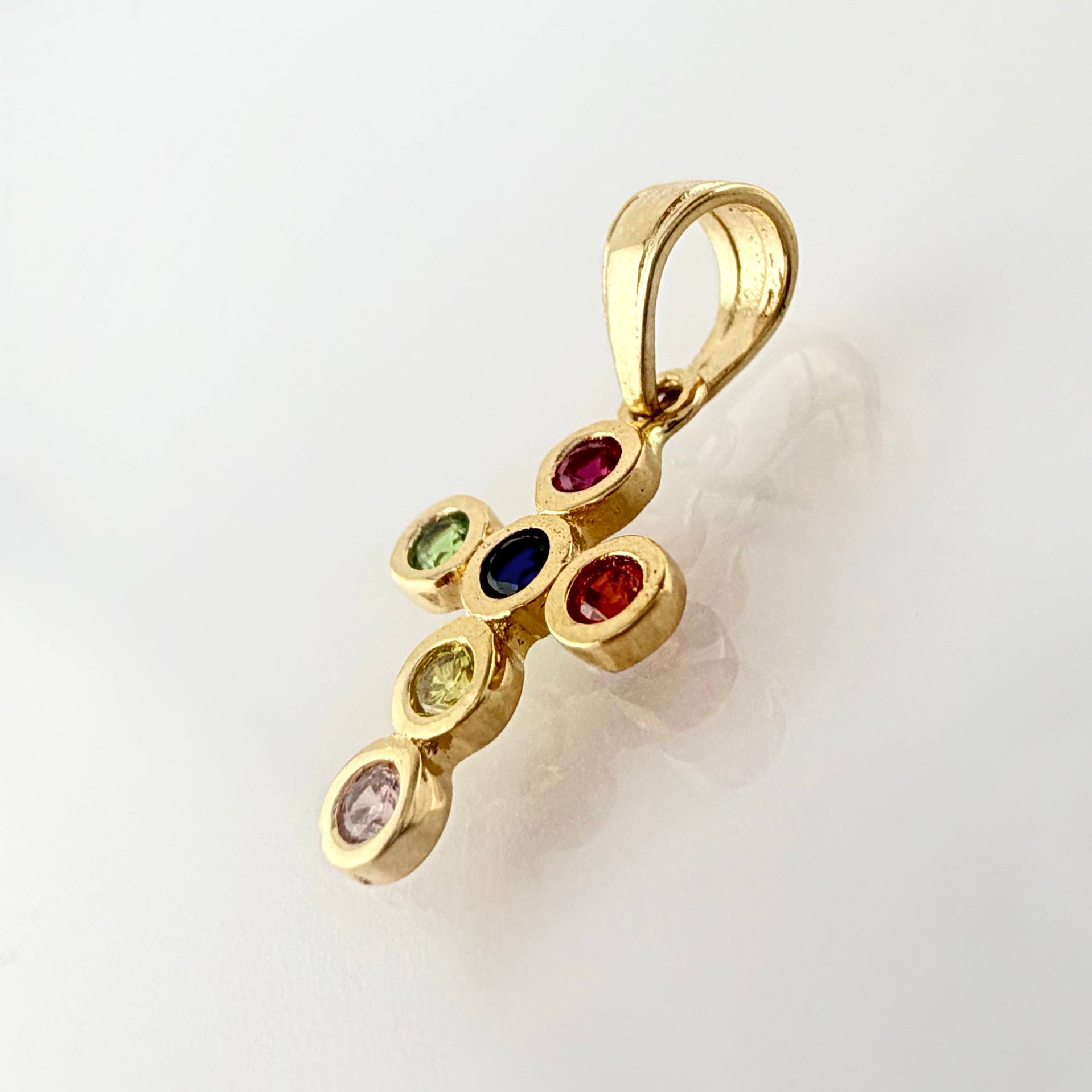 Dije Cruz Tupida 0.9gr / 3/4 in / Oro Amarillo 18K ©