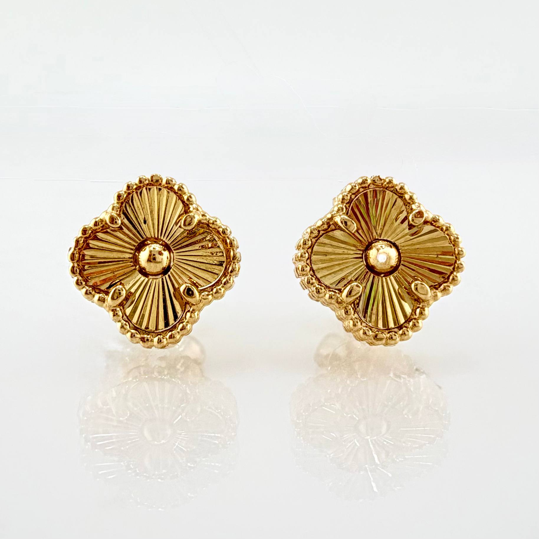 Topos Trebol Diamantado 2.5gr / 8.6mm Oro Amarillo Nac.Esp. 18K