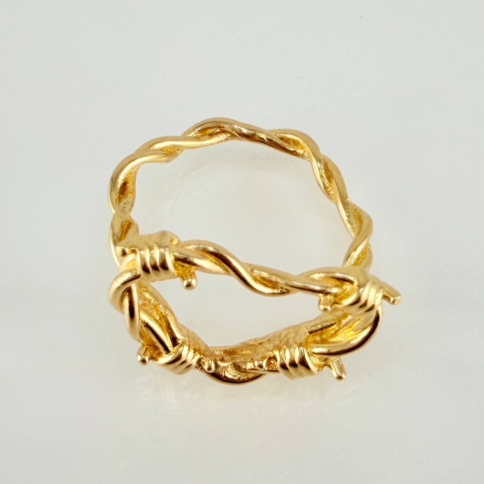 Anillo Corazón Alambrado 4.25gr / T5 1/2 / Oro Amarillo 18K